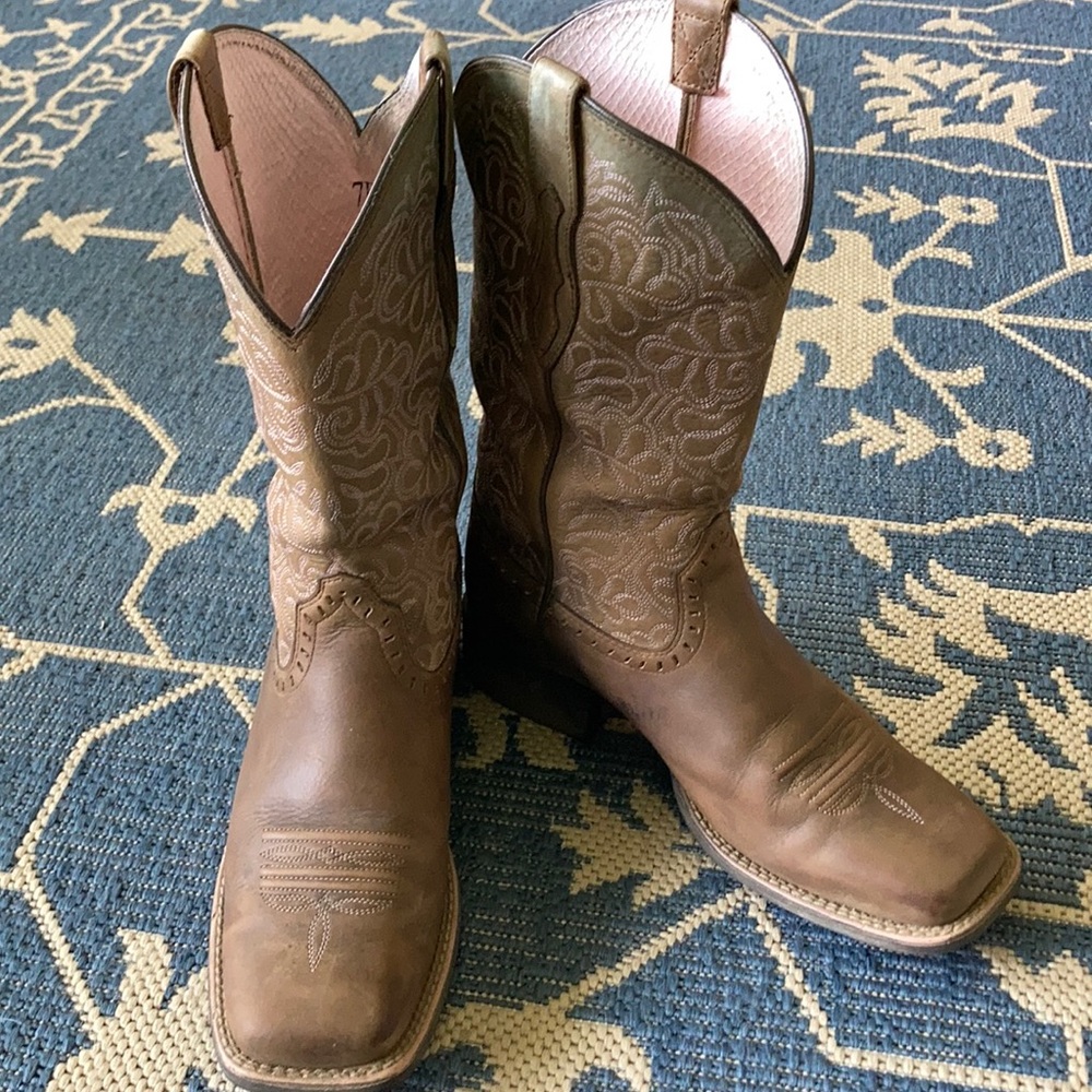 Ariat Square Toe